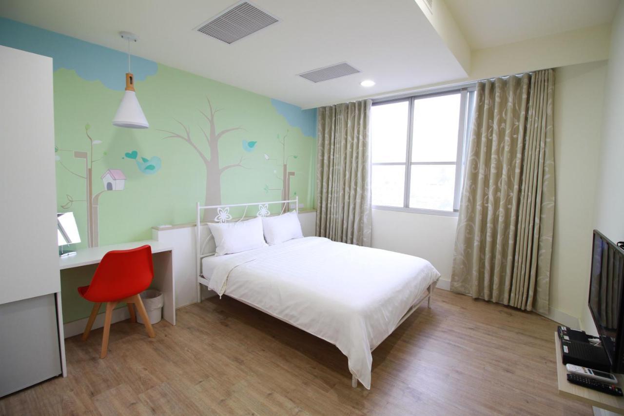 Moment Inn Tainan Dış mekan fotoğraf