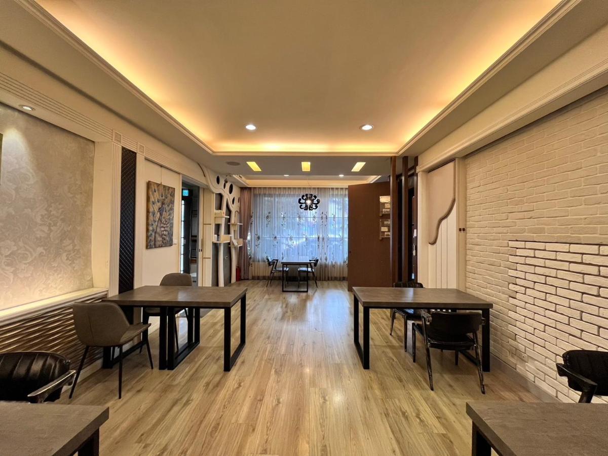 Moment Inn Tainan Dış mekan fotoğraf