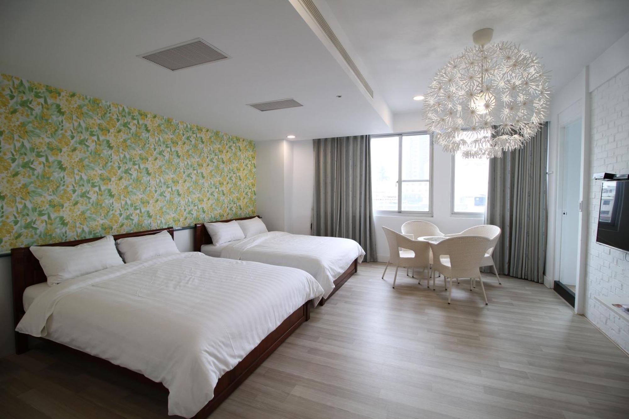 Moment Inn Tainan Dış mekan fotoğraf