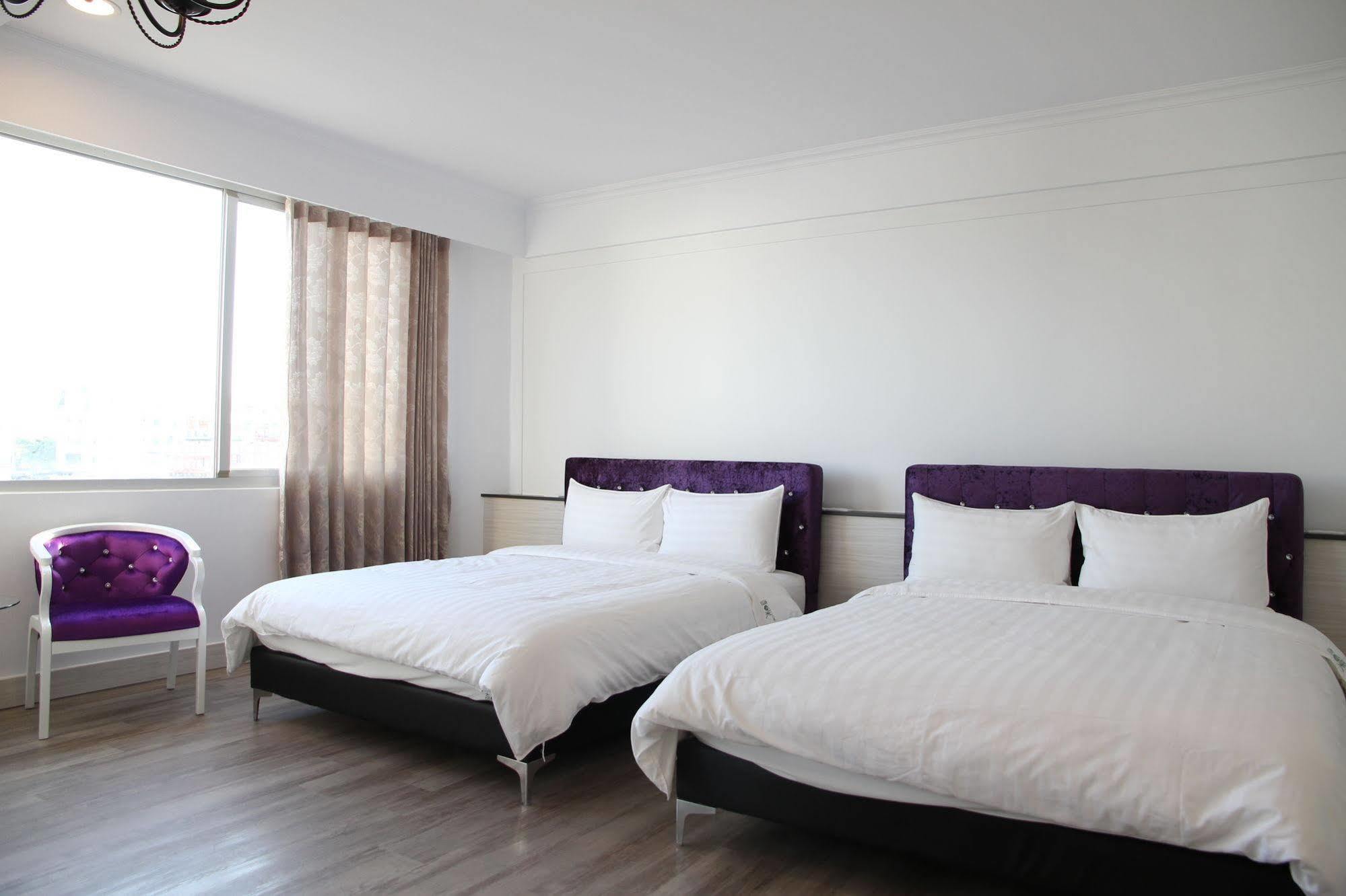 Moment Inn Tainan Dış mekan fotoğraf